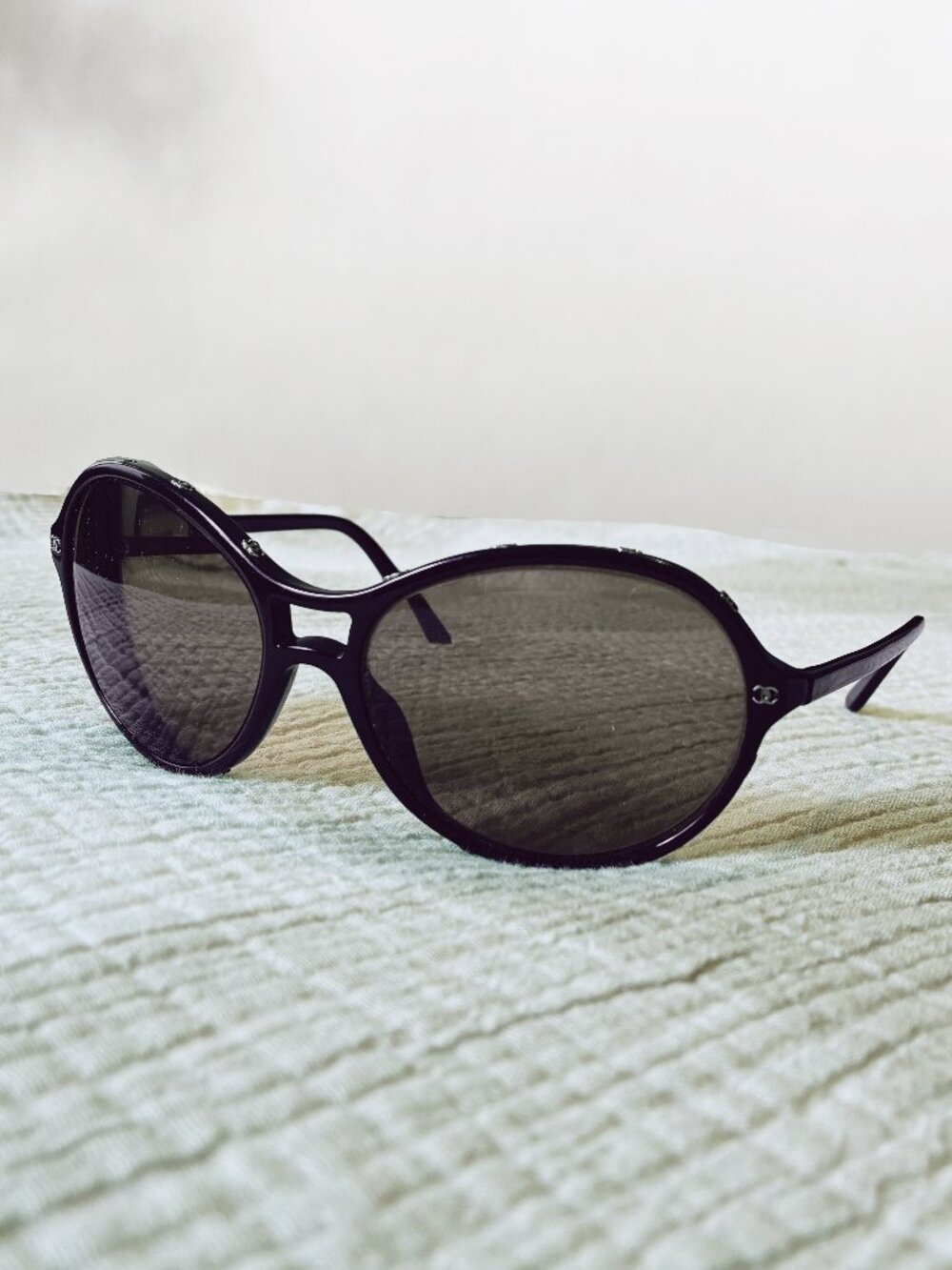 CHANEL Authentic Aviator‑Cat‑Eye Glasses - Picture 1 of 9